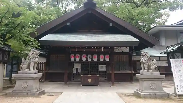 那古野神社の本殿・本堂