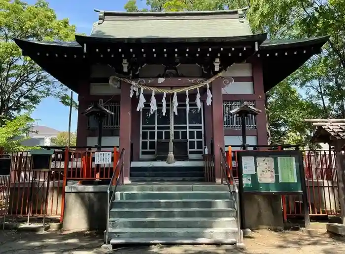 青渭神社の本殿