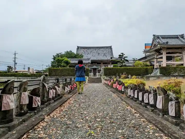 明照寺の山門・神門