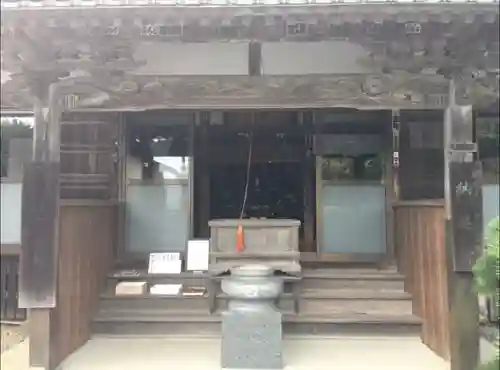 大聖院(高塚不動尊)の本殿・本堂