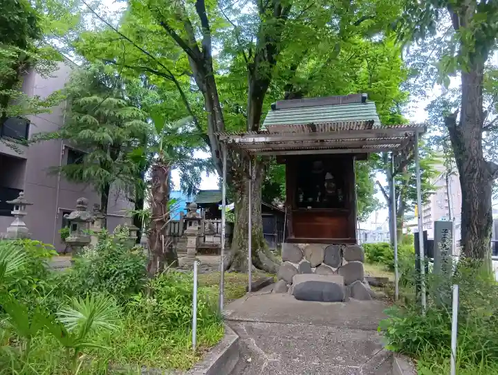 金刀比羅神社の{uncategorized: "未分類", other: "その他", undefined: "問題あり", building: "その他建物", grave: "お墓", sacred_gate: "鳥居", guardian: "狛犬", statue: "像", buddha: "仏像", history: "歴史", nature: "自然", garden: "庭園", animal: "動物", pagoda: "塔", temizu: "手水舎", mountain_gate: "山門・神門", sanctuary: "本殿・本堂", subordinate: "末社・摂社", art: "芸術", scenery: "景色", jizo: "地蔵", ema: "絵馬", goshuin: "御朱印", omikuji: "おみくじ", items: "授与品その他", amulet: "お守り", goshuincho: "御朱印帳", eats: "食事", festival: "お祭り", votive_dance: "神楽", shichigosan: "七五三参", wedding: "結婚式", experience: "体験その他", initially: "初詣", around: "周辺", anti_infection: "感染症対策"}