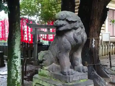 諏訪神社の狛犬