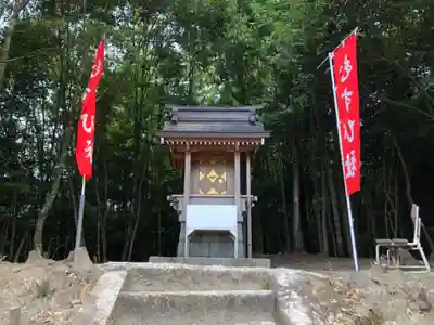 敢國神社の末社・摂社