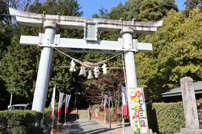 滑川神社 - 仕事と子どもの守り神の鳥居