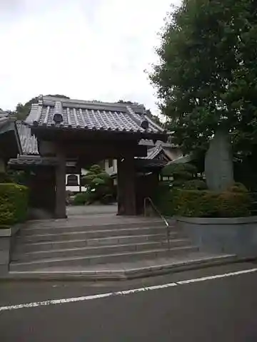 天徳院の山門