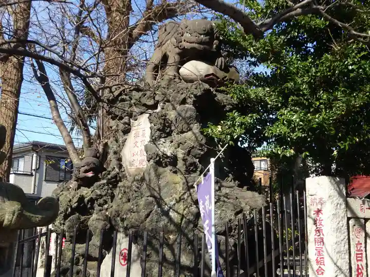 吾妻神社の狛犬