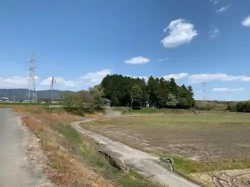 東一色大谷神社の周辺