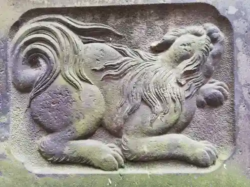 稲荷鬼王神社の狛犬