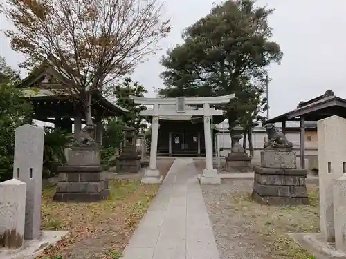 柄沢神社の鳥居