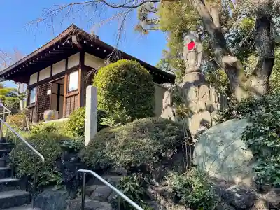 東長谷寺　薬王院の{uncategorized: "未分類", other: "その他", undefined: "問題あり", building: "その他建物", grave: "お墓", sacred_gate: "鳥居", guardian: "狛犬", statue: "像", buddha: "仏像", history: "歴史", nature: "自然", garden: "庭園", animal: "動物", pagoda: "塔", temizu: "手水舎", mountain_gate: "山門・神門", sanctuary: "本殿・本堂", subordinate: "末社・摂社", art: "芸術", scenery: "景色", jizo: "地蔵", ema: "絵馬", goshuin: "御朱印", omikuji: "おみくじ", items: "授与品その他", amulet: "お守り", goshuincho: "御朱印帳", eats: "食事", festival: "お祭り", votive_dance: "神楽", shichigosan: "七五三参", wedding: "結婚式", experience: "体験その他", initially: "初詣", around: "周辺", anti_infection: "感染症対策"}