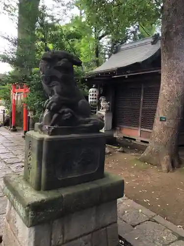 武蔵野八幡宮の狛犬