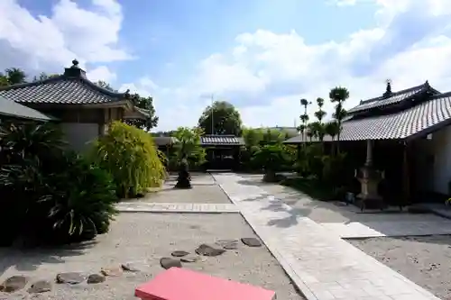 額安寺のその他建物