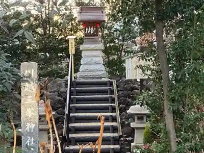 川越八幡宮境内 三峯神社の{uncategorized: "未分類", other: "その他", undefined: "問題あり", building: "その他建物", grave: "お墓", sacred_gate: "鳥居", guardian: "狛犬", statue: "像", buddha: "仏像", history: "歴史", nature: "自然", garden: "庭園", animal: "動物", pagoda: "塔", temizu: "手水舎", mountain_gate: "山門・神門", sanctuary: "本殿・本堂", subordinate: "末社・摂社", art: "芸術", scenery: "景色", jizo: "地蔵", ema: "絵馬", goshuin: "御朱印", omikuji: "おみくじ", items: "授与品その他", amulet: "お守り", goshuincho: "御朱印帳", eats: "食事", festival: "お祭り", votive_dance: "神楽", shichigosan: "七五三参", wedding: "結婚式", experience: "体験その他", initially: "初詣", around: "周辺", anti_infection: "感染症対策"}