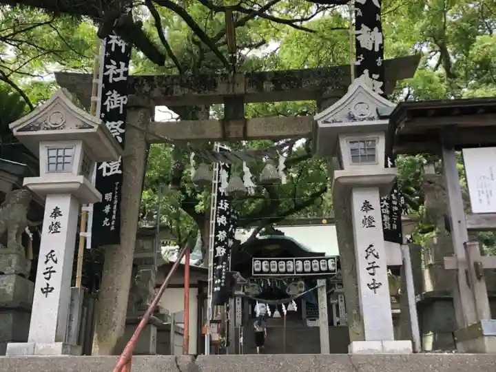 津田八幡神社の鳥居