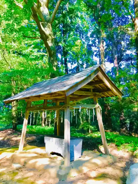 楯縫神社の手水舎
