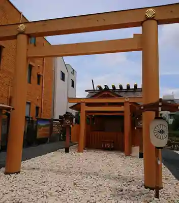 【閉業】小石川大神宮の鳥居