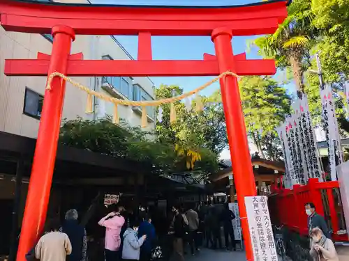 千代保稲荷神社の鳥居