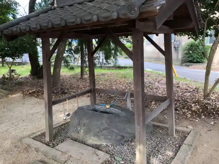 天太玉命神社の手水舎