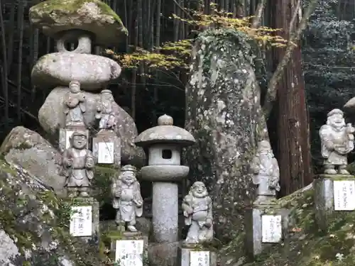 龍蔵寺の建物その他