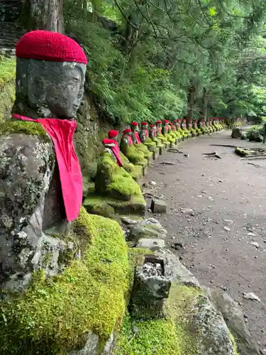 慈雲寺（並び地蔵　化け地蔵）(栃木県)
