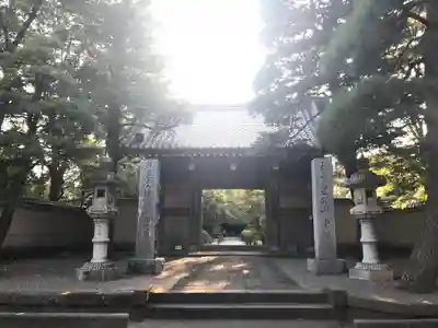 中院の山門・神門