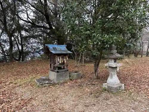 建神社の末社