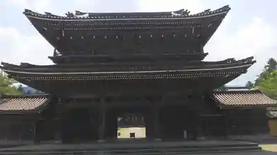 井波別院瑞泉寺の山門・神門