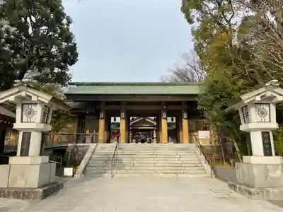 東郷神社の山門・神門