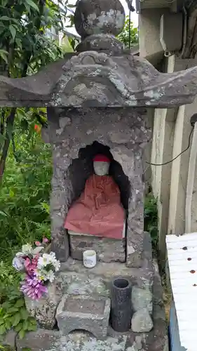 八幡朝見神社の地蔵