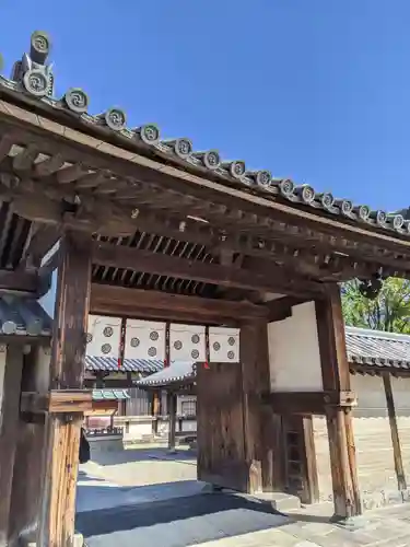 法隆寺の山門