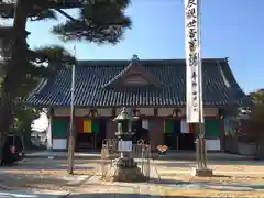 観音寺の本殿