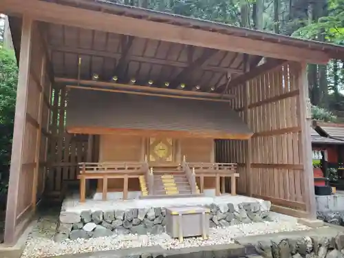 三峯神社の末社