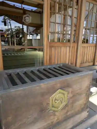 亀田龍神社の{uncategorized: "未分類", other: "その他", undefined: "問題あり", building: "その他建物", grave: "お墓", sacred_gate: "鳥居", guardian: "狛犬", statue: "像", buddha: "仏像", history: "歴史", nature: "自然", garden: "庭園", animal: "動物", pagoda: "塔", temizu: "手水舎", mountain_gate: "山門・神門", sanctuary: "本殿・本堂", subordinate: "末社・摂社", art: "芸術", scenery: "景色", jizo: "地蔵", ema: "絵馬", goshuin: "御朱印", omikuji: "おみくじ", items: "授与品その他", amulet: "お守り", goshuincho: "御朱印帳", eats: "食事", festival: "お祭り", votive_dance: "神楽", shichigosan: "七五三参", wedding: "結婚式", experience: "体験その他", initially: "初詣", around: "周辺", anti_infection: "感染症対策"}