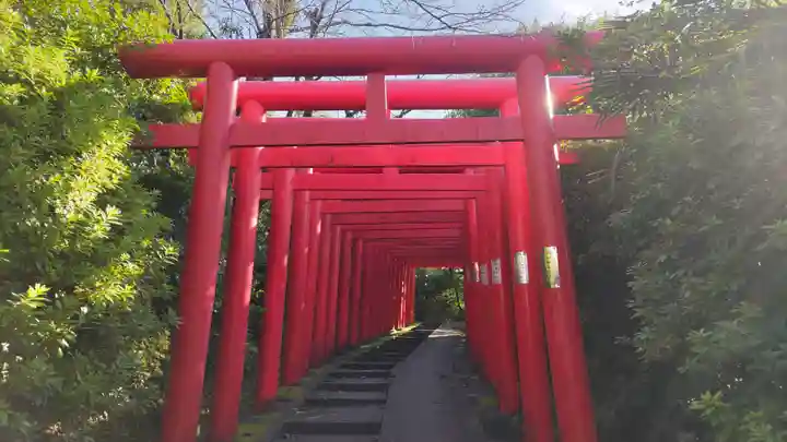 千代保稲荷神社 名古屋支所の鳥居