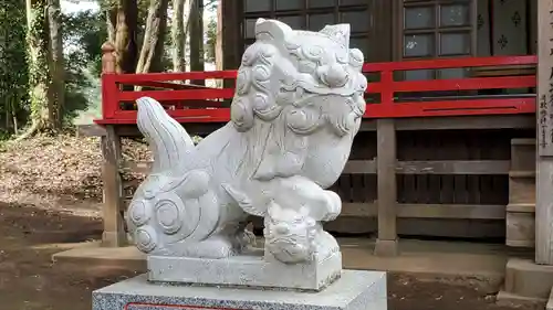 小林鳥見神社の狛犬