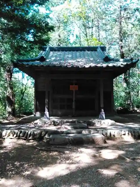 金子神社の本殿・本堂