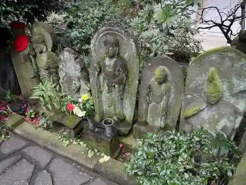 東長谷寺　薬王院の地蔵