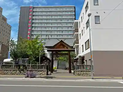 札幌祖霊神社の鳥居
