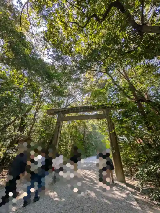 伊勢神宮外宮(豊受大神宮)の{uncategorized: "未分類", other: "その他", undefined: "問題あり", building: "その他建物", grave: "お墓", sacred_gate: "鳥居", guardian: "狛犬", statue: "像", buddha: "仏像", history: "歴史", nature: "自然", garden: "庭園", animal: "動物", pagoda: "塔", temizu: "手水舎", mountain_gate: "山門・神門", sanctuary: "本殿・本堂", subordinate: "末社・摂社", art: "芸術", scenery: "景色", jizo: "地蔵", ema: "絵馬", goshuin: "御朱印", omikuji: "おみくじ", items: "授与品その他", amulet: "お守り", goshuincho: "御朱印帳", eats: "食事", festival: "お祭り", votive_dance: "神楽", shichigosan: "七五三参", wedding: "結婚式", experience: "体験その他", initially: "初詣", around: "周辺", anti_infection: "感染症対策"}