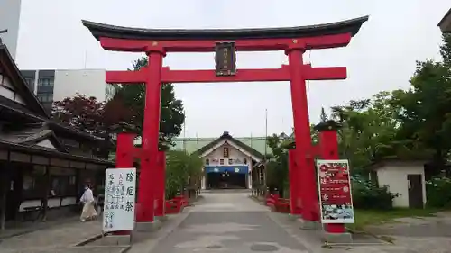 善知鳥神社の鳥居