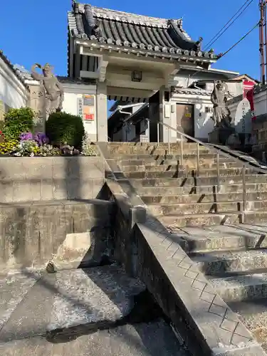 心眼寺の山門