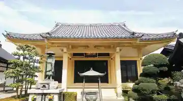 持明院の本殿・本堂