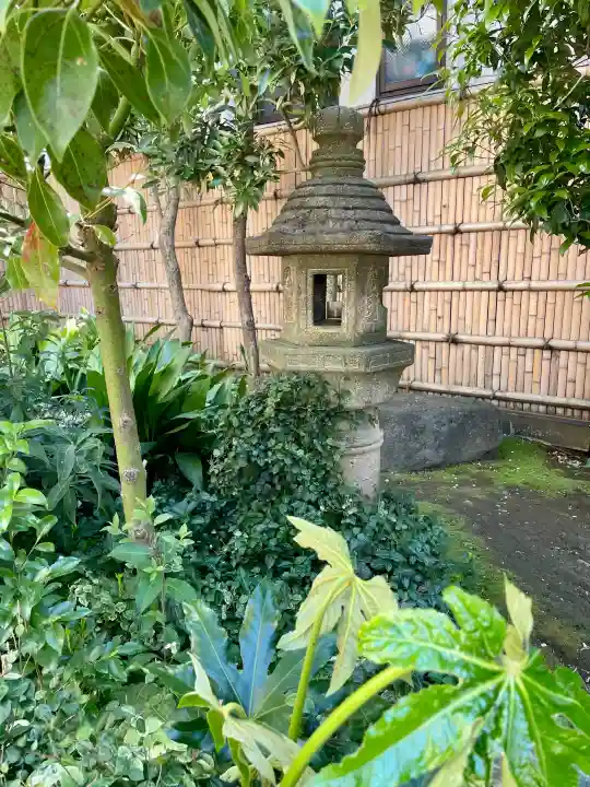 実相院の{uncategorized: "未分類", other: "その他", undefined: "問題あり", building: "その他建物", grave: "お墓", sacred_gate: "鳥居", guardian: "狛犬", statue: "像", buddha: "仏像", history: "歴史", nature: "自然", garden: "庭園", animal: "動物", pagoda: "塔", temizu: "手水舎", mountain_gate: "山門・神門", sanctuary: "本殿・本堂", subordinate: "末社・摂社", art: "芸術", scenery: "景色", jizo: "地蔵", ema: "絵馬", goshuin: "御朱印", omikuji: "おみくじ", items: "授与品その他", amulet: "お守り", goshuincho: "御朱印帳", eats: "食事", festival: "お祭り", votive_dance: "神楽", shichigosan: "七五三参", wedding: "結婚式", experience: "体験その他", initially: "初詣", around: "周辺", anti_infection: "感染症対策"}