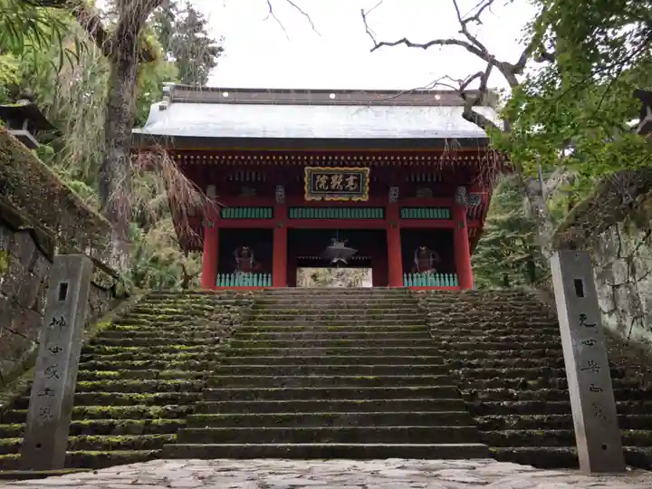 妙義神社の山門・神門