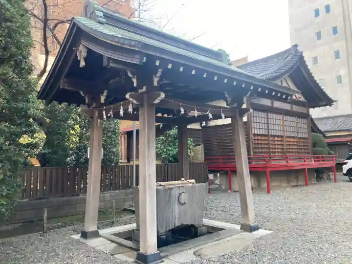 羽衣町厳島神社(関内厳島神社・横浜弁天)の{uncategorized: "未分類", other: "その他", undefined: "問題あり", building: "その他建物", grave: "お墓", sacred_gate: "鳥居", guardian: "狛犬", statue: "像", buddha: "仏像", history: "歴史", nature: "自然", garden: "庭園", animal: "動物", pagoda: "塔", temizu: "手水舎", mountain_gate: "山門・神門", sanctuary: "本殿・本堂", subordinate: "末社・摂社", art: "芸術", scenery: "景色", jizo: "地蔵", ema: "絵馬", goshuin: "御朱印", omikuji: "おみくじ", items: "授与品その他", amulet: "お守り", goshuincho: "御朱印帳", eats: "食事", festival: "お祭り", votive_dance: "神楽", shichigosan: "七五三参", wedding: "結婚式", experience: "体験その他", initially: "初詣", around: "周辺", anti_infection: "感染症対策"}