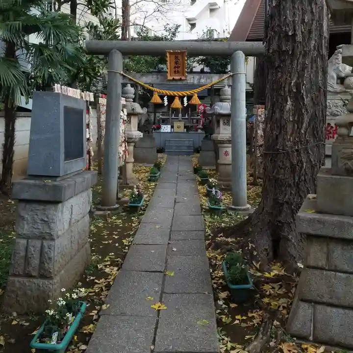 高円寺氷川神社の鳥居
