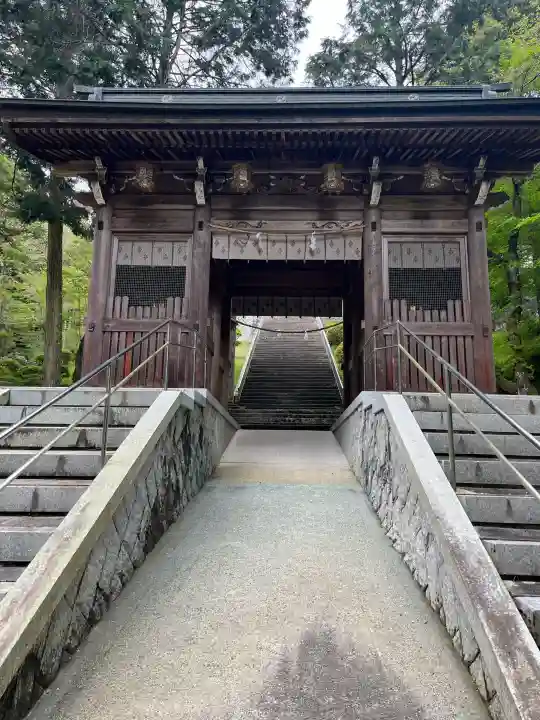 木山神社の{uncategorized: "未分類", other: "その他", undefined: "問題あり", building: "その他建物", grave: "お墓", sacred_gate: "鳥居", guardian: "狛犬", statue: "像", buddha: "仏像", history: "歴史", nature: "自然", garden: "庭園", animal: "動物", pagoda: "塔", temizu: "手水舎", mountain_gate: "山門・神門", sanctuary: "本殿・本堂", subordinate: "末社・摂社", art: "芸術", scenery: "景色", jizo: "地蔵", ema: "絵馬", goshuin: "御朱印", omikuji: "おみくじ", items: "授与品その他", amulet: "お守り", goshuincho: "御朱印帳", eats: "食事", festival: "お祭り", votive_dance: "神楽", shichigosan: "七五三参", wedding: "結婚式", experience: "体験その他", initially: "初詣", around: "周辺", anti_infection: "感染症対策"}