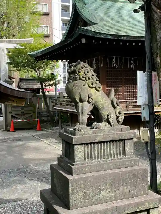 鐵砲洲稲荷神社の{uncategorized: "未分類", other: "その他", undefined: "問題あり", building: "その他建物", grave: "お墓", sacred_gate: "鳥居", guardian: "狛犬", statue: "像", buddha: "仏像", history: "歴史", nature: "自然", garden: "庭園", animal: "動物", pagoda: "塔", temizu: "手水舎", mountain_gate: "山門・神門", sanctuary: "本殿・本堂", subordinate: "末社・摂社", art: "芸術", scenery: "景色", jizo: "地蔵", ema: "絵馬", goshuin: "御朱印", omikuji: "おみくじ", items: "授与品その他", amulet: "お守り", goshuincho: "御朱印帳", eats: "食事", festival: "お祭り", votive_dance: "神楽", shichigosan: "七五三参", wedding: "結婚式", experience: "体験その他", initially: "初詣", around: "周辺", anti_infection: "感染症対策"}