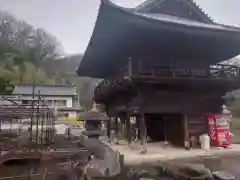 長泉寺の建物その他