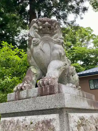 諏訪大社上社前宮の狛犬